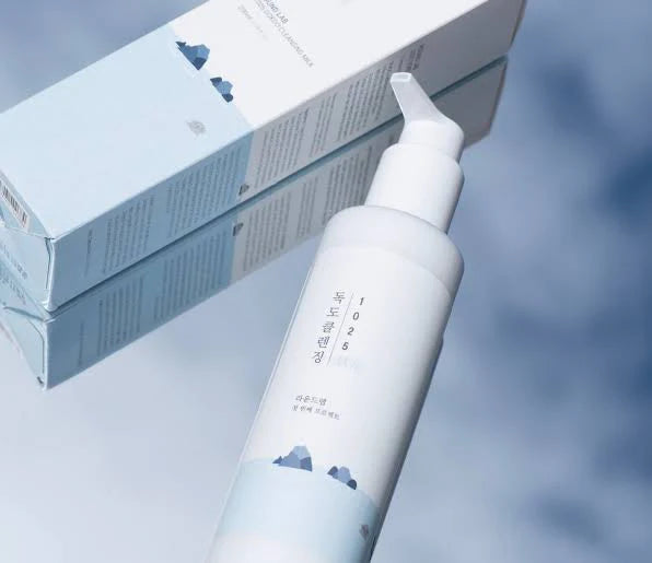 Removedor de Maquillaje 1025 Dokdo Cleansing Milk 200ml de Round Lab, desmaquilla e hidrata la piel