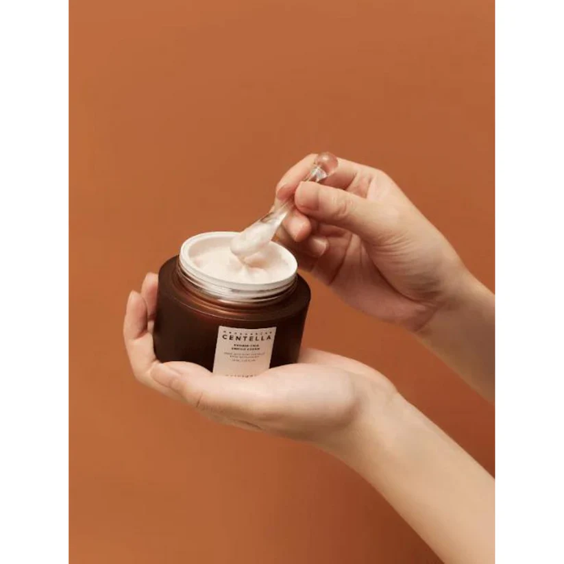 Crema Nutritiva Probio-Cica Madagascar Centella 50ml de Skin1004, fortalece la barrera cutánea, nutre y calma la piel con probióticos y centella asiática